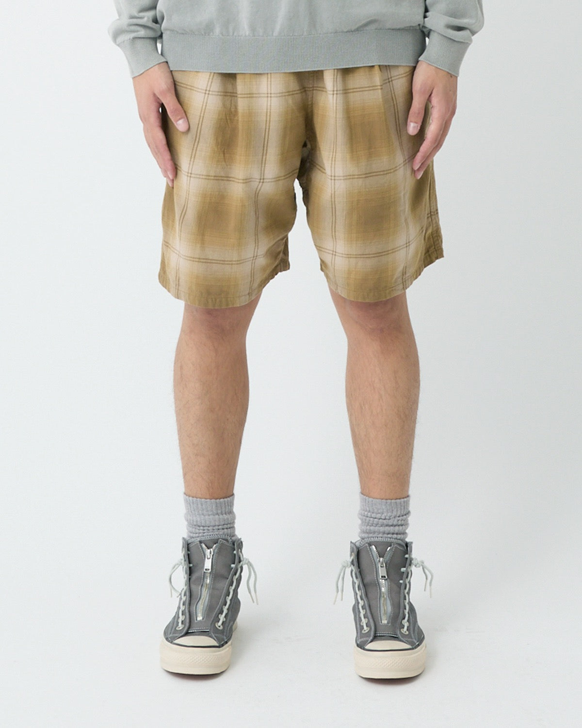 HIKER EASY SHORTS COTTON TWILL OMBRE CHECK by Rafu
