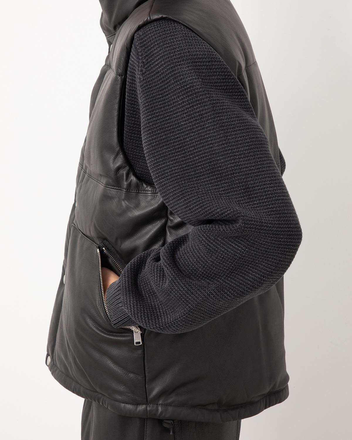 EXPLORER DOWN VEST COW LEATHER WITH WINDSTOPPER®