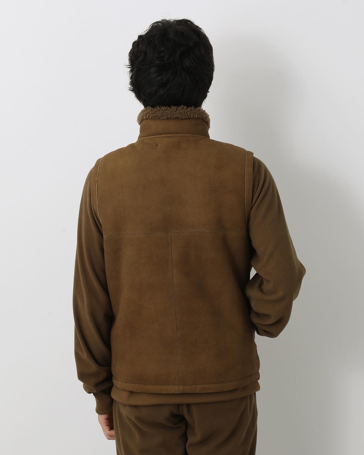 HUNTER VEST SHEEP NUBUCK MOUTON LEATHER