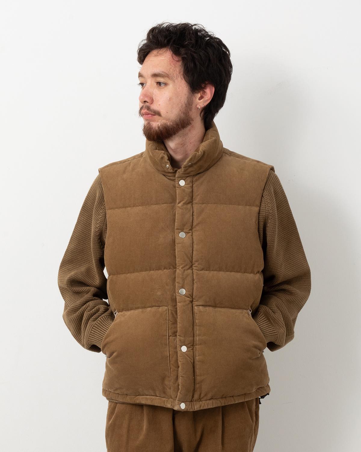 EXPLORER DOWN VEST COTTON CORD SULFUR DYE WITH WINDSTOPPER®