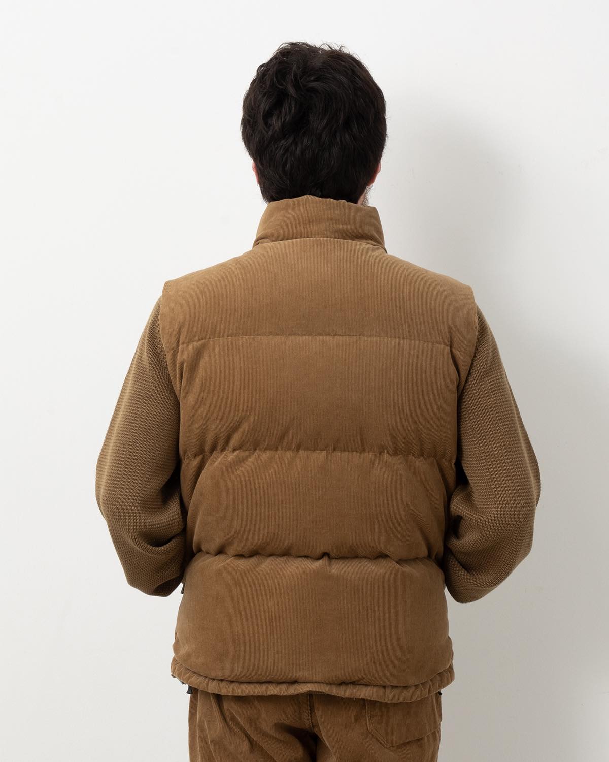 EXPLORER DOWN VEST COTTON CORD SULFUR DYE WITH WINDSTOPPER®