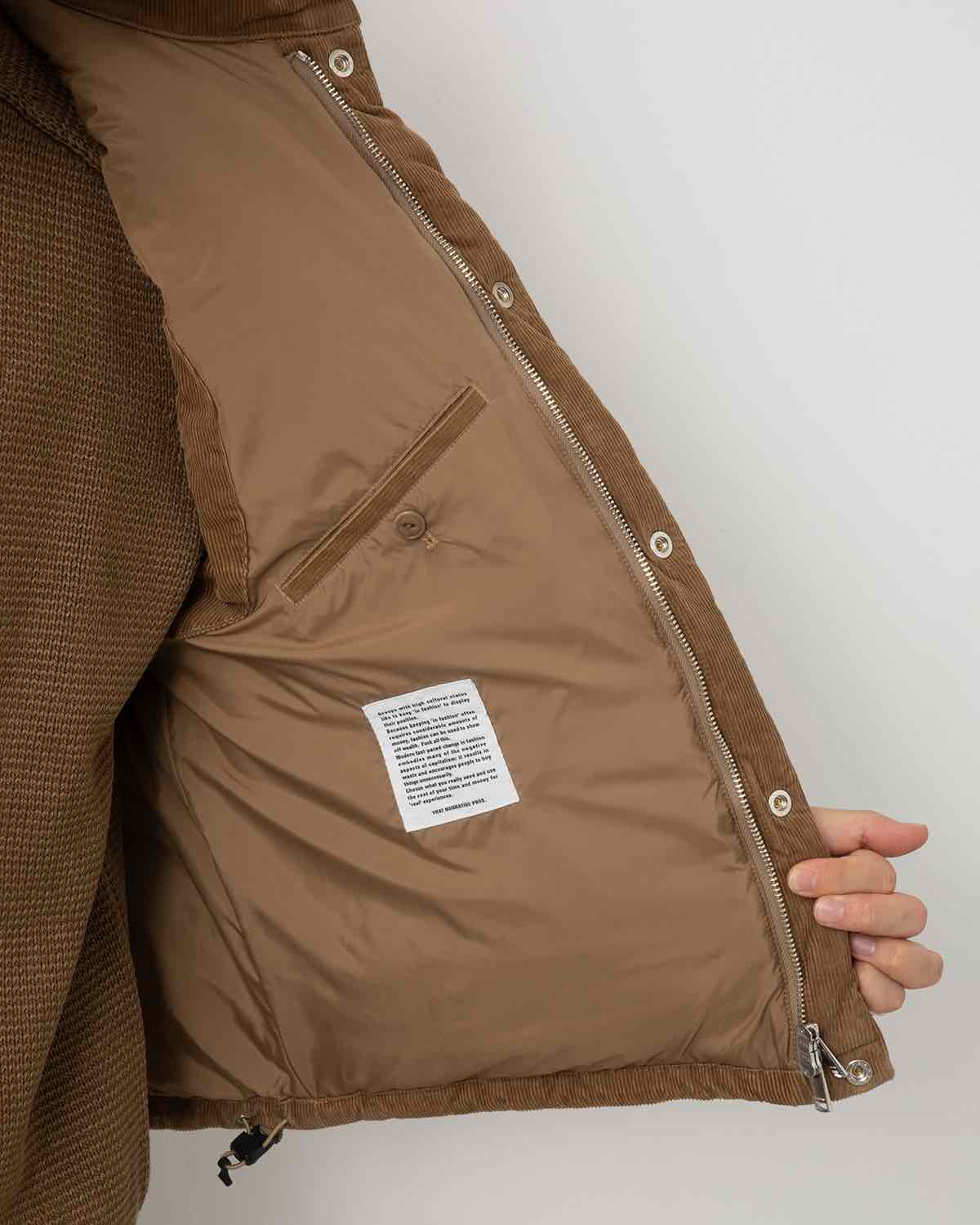 EXPLORER DOWN VEST COTTON CORD SULFUR DYE WITH WINDSTOPPER®