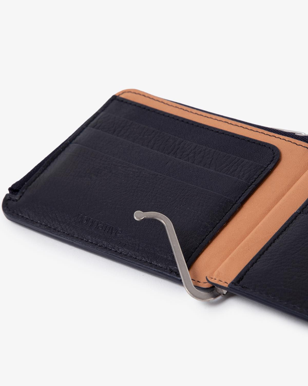 DWELLER WALLET COW LEATHER WITH MONEY CLIP