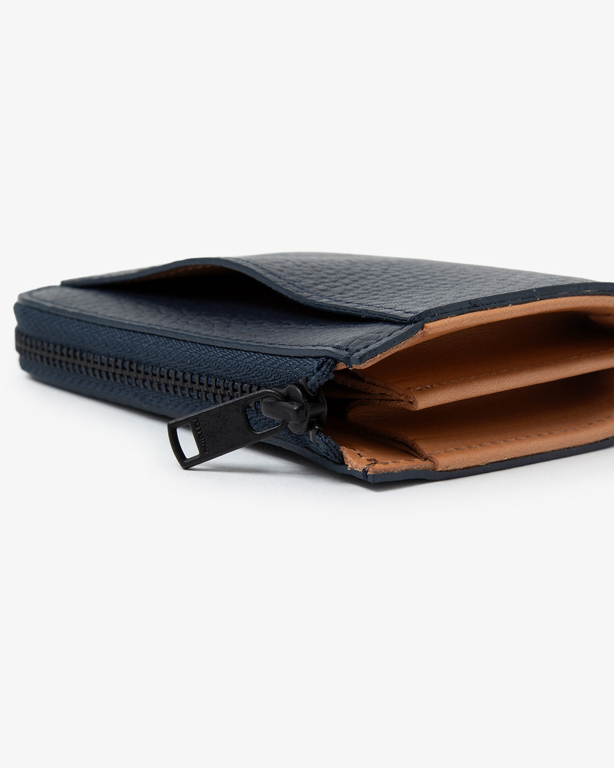 DWELLER L-ZIP WALLET COW LEATHER
