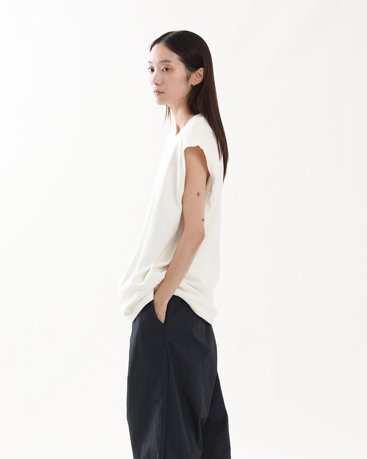 DRY COTTON SLEEVELESS