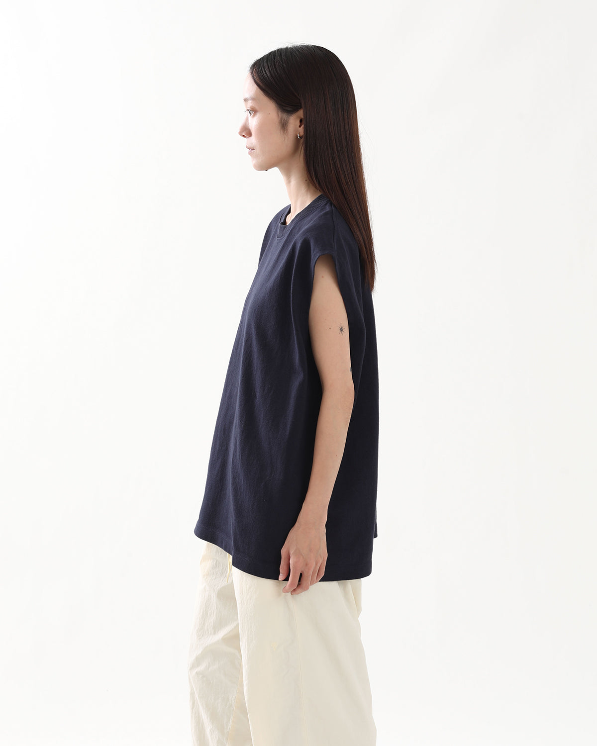DRY COTTON SLEEVELESS