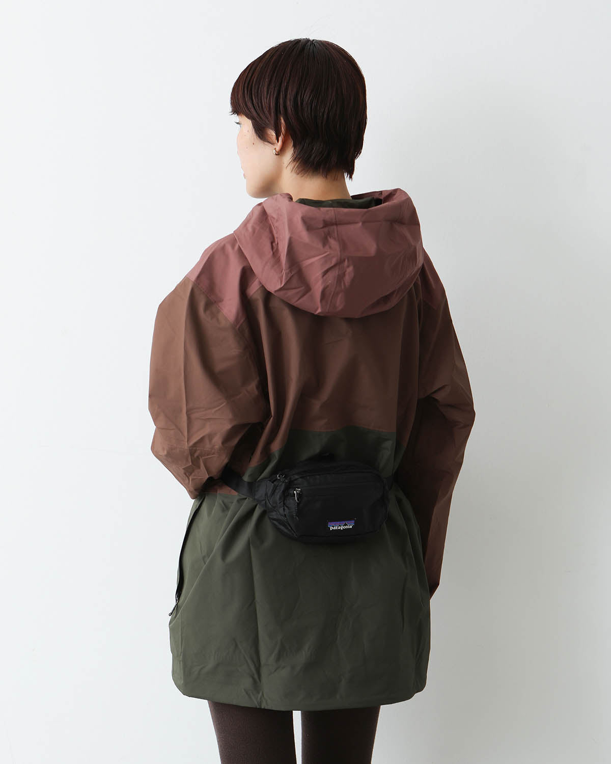 ULTRALIGHT BLACK HOLE MINI HIP PACK