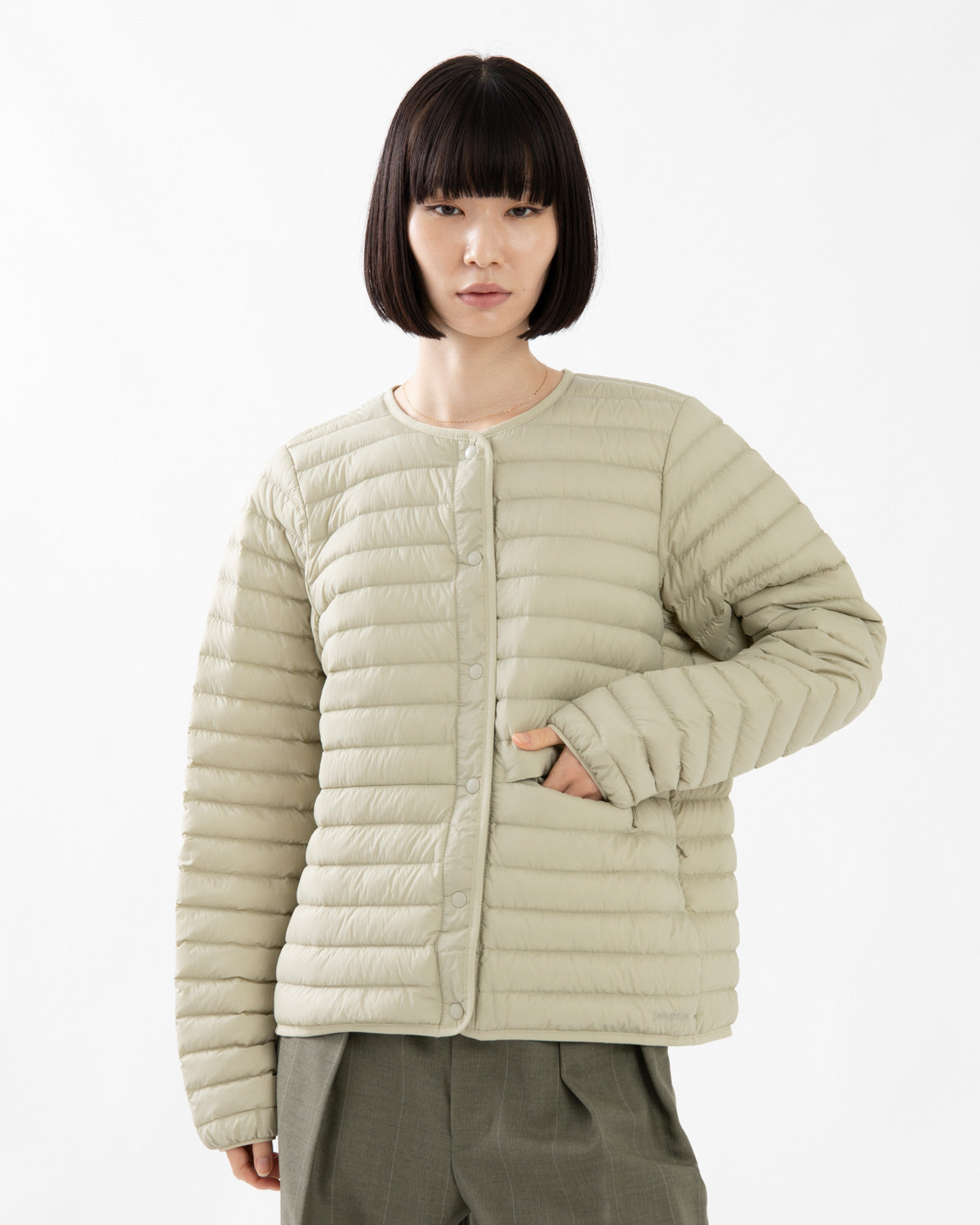 W'S LW REVERSIBLE DOWN SWEATER CARDIGAN