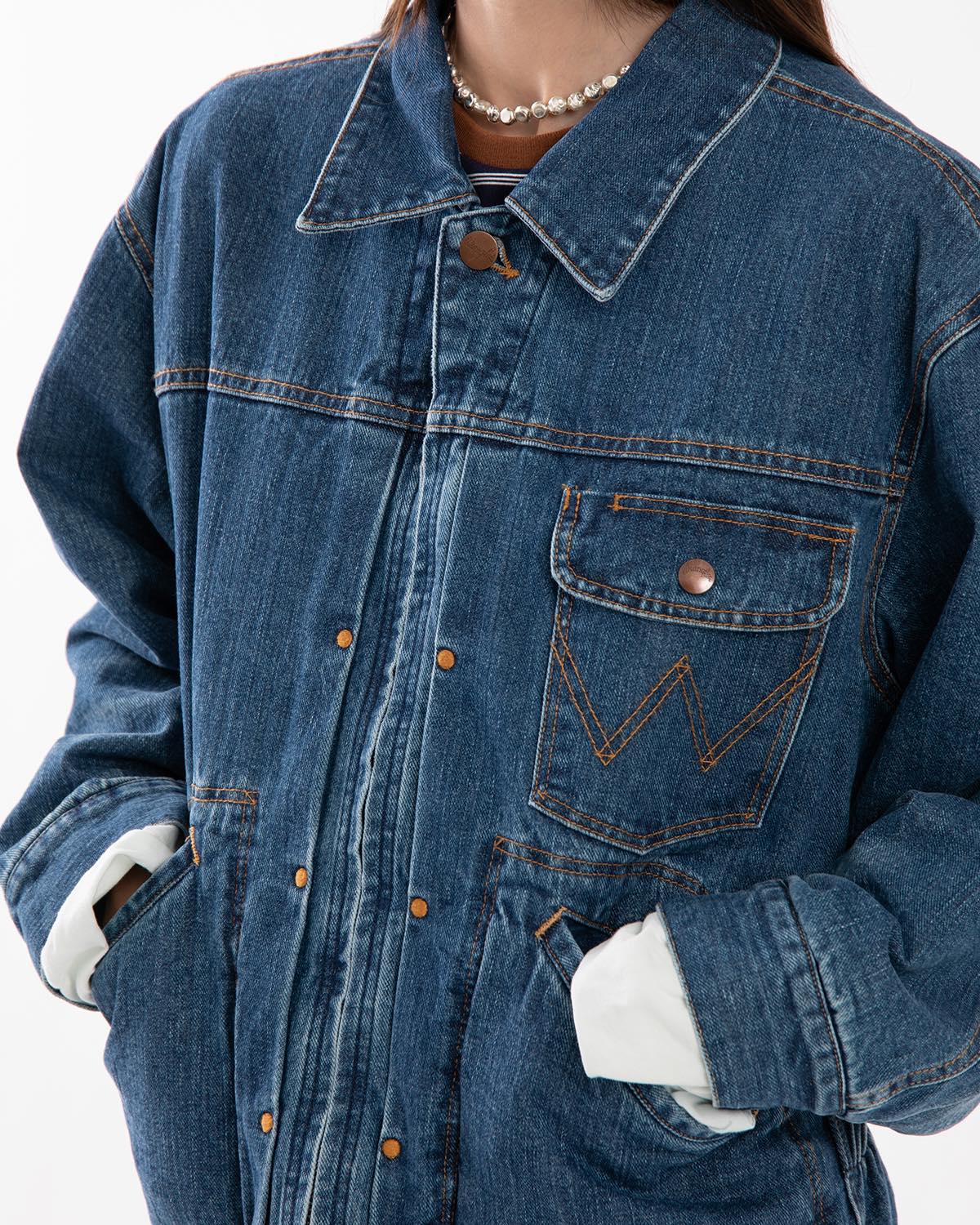 DENIM JACKET