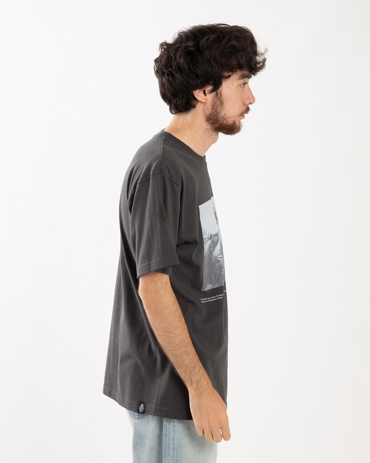 A WOMEN'S. BACK T-SHIRT