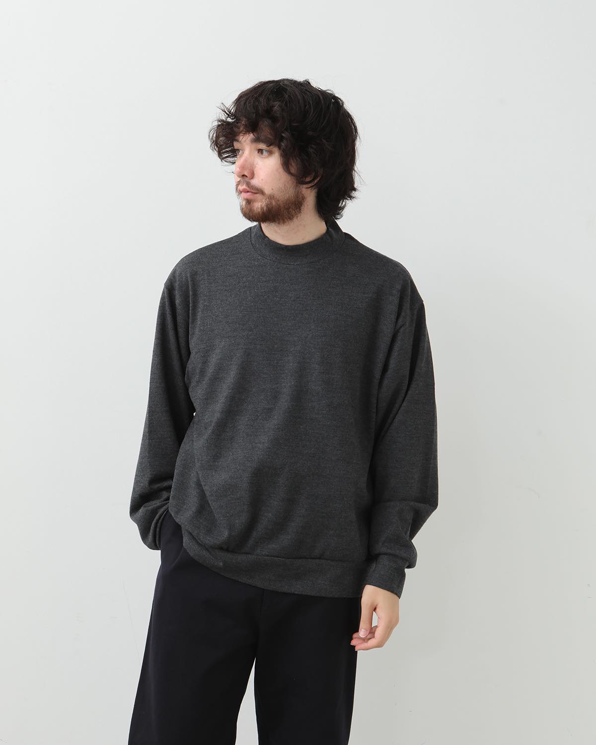 CREW NECK SWEATER C