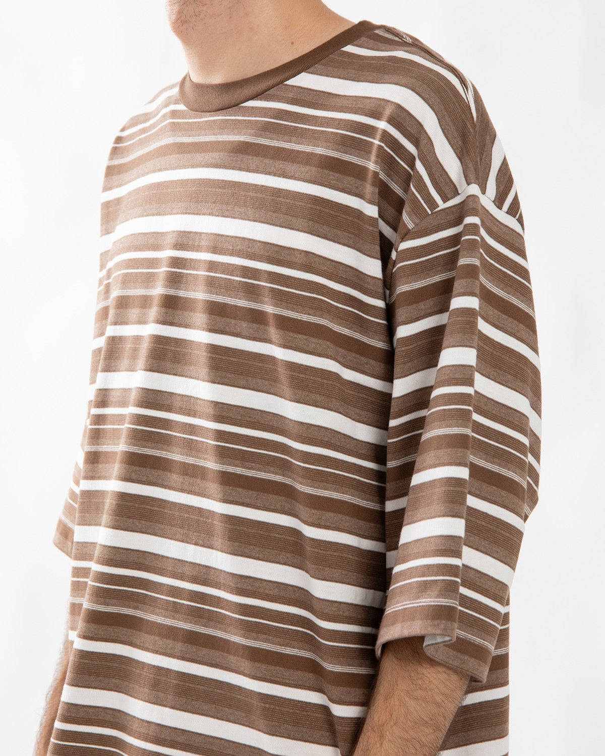 T SHIRT B