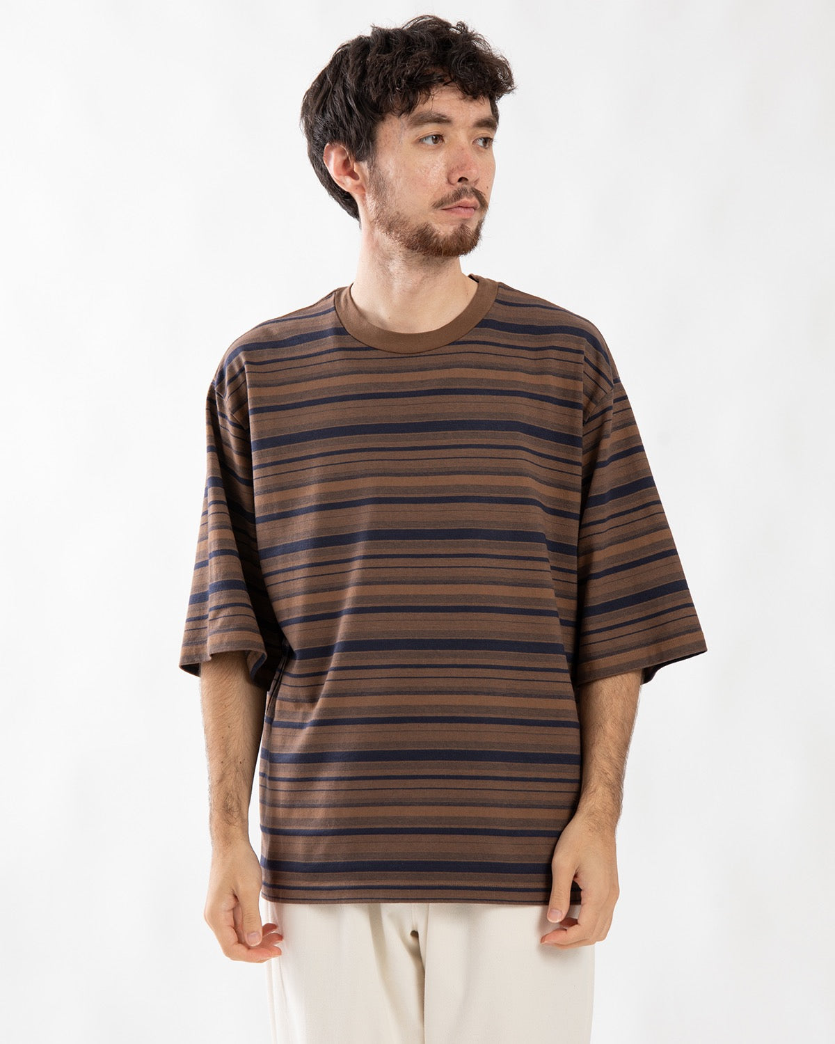 T SHIRT B