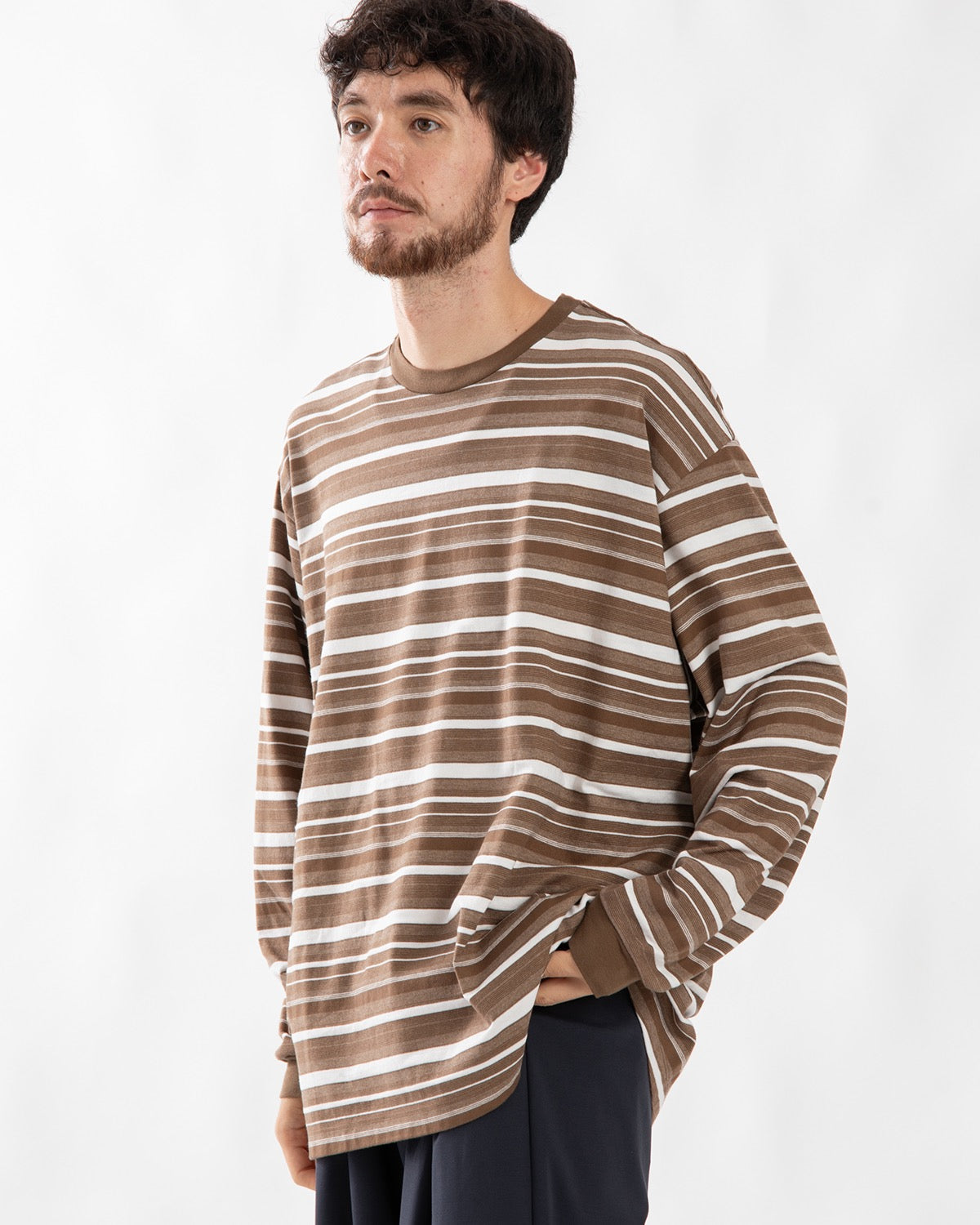 T SHIRT B