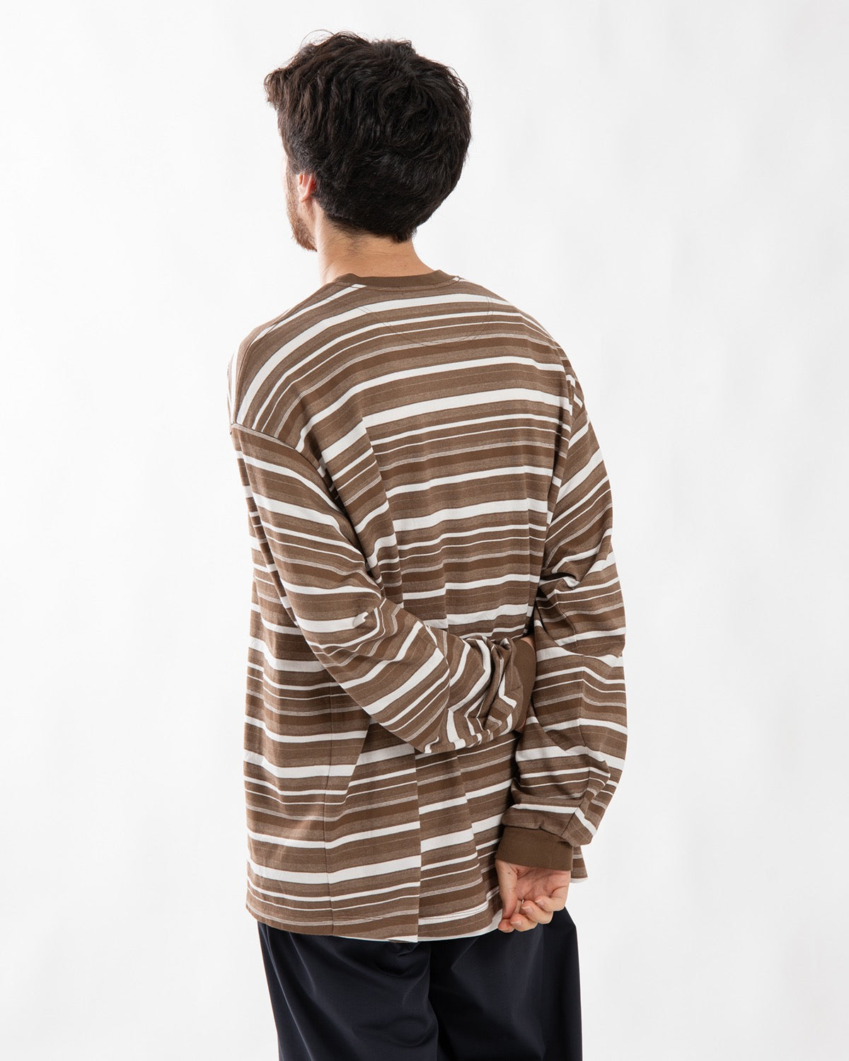 T SHIRT B