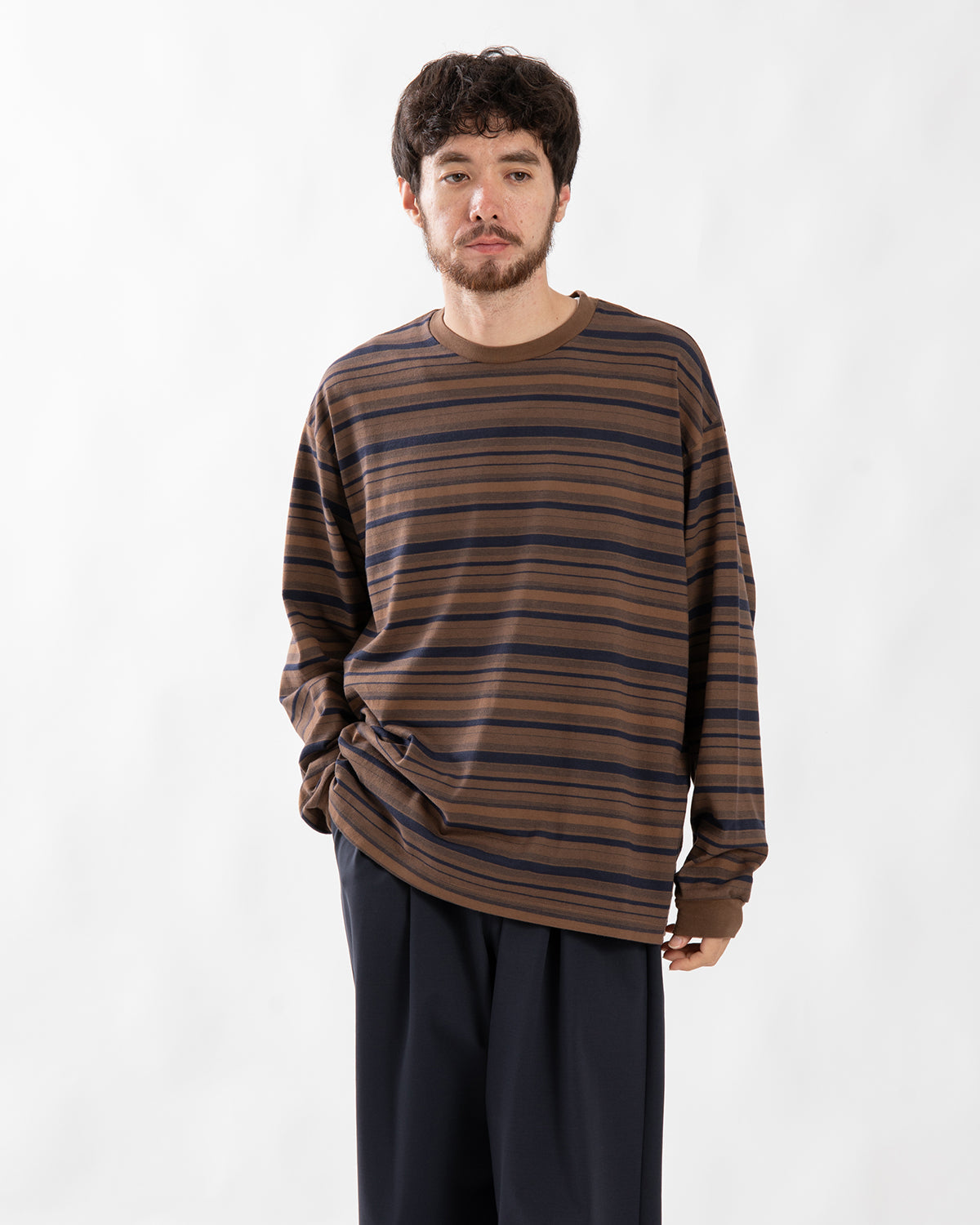 T SHIRT B