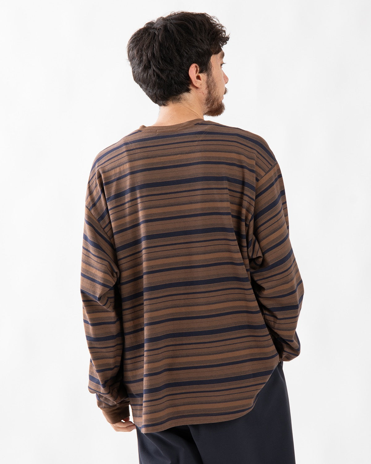 T SHIRT B