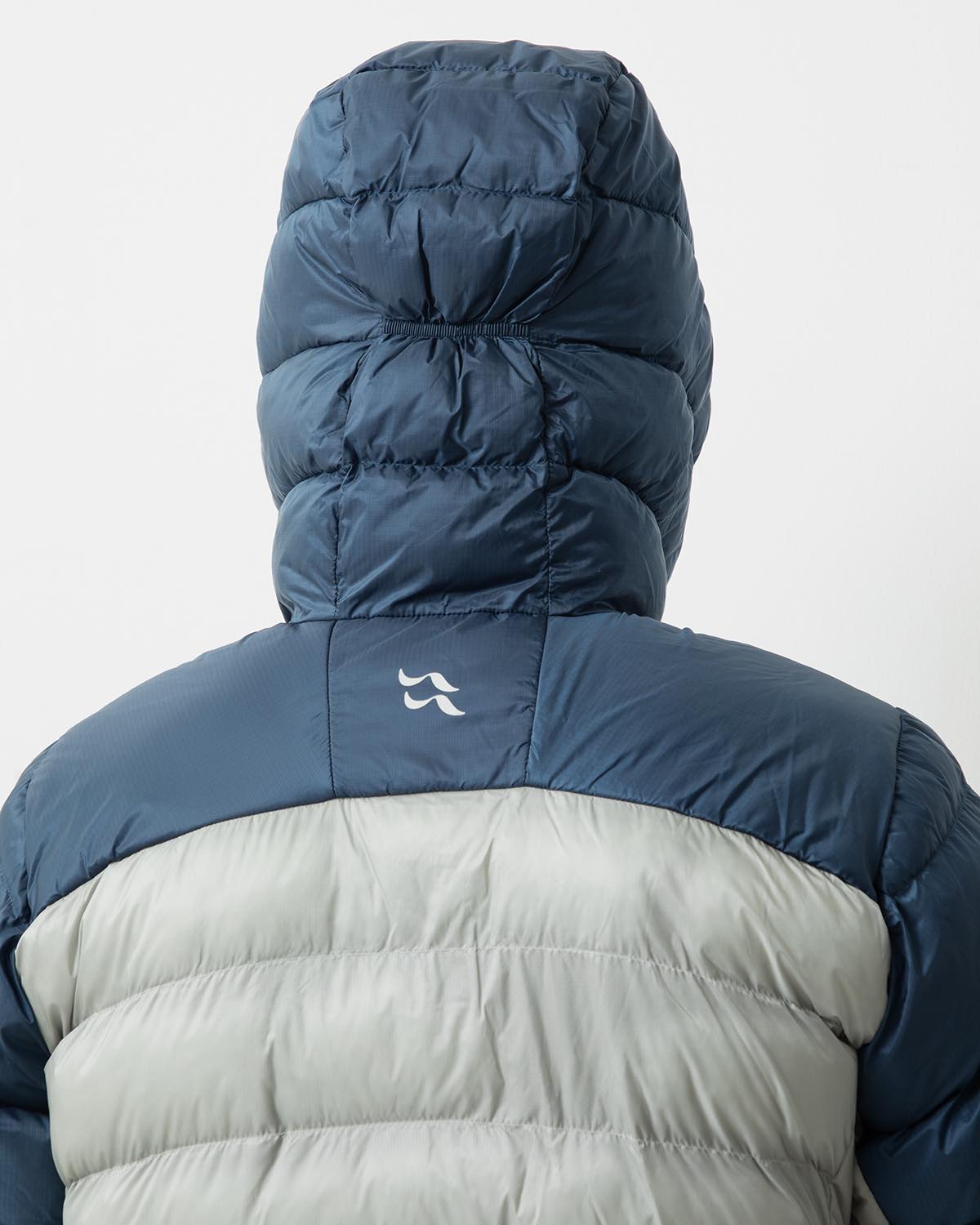 CIRRUS ULTRA HOODY