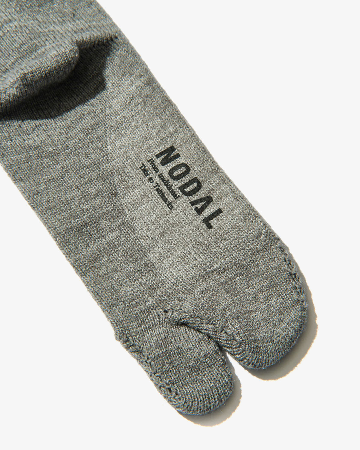 LONG LOOSE SOCKS
