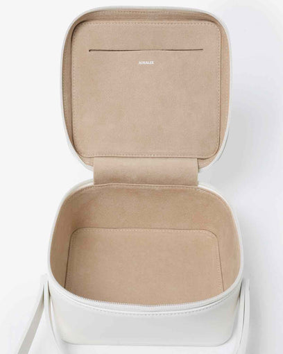 LEATHER SHOULDER BAG MADE BY AETA