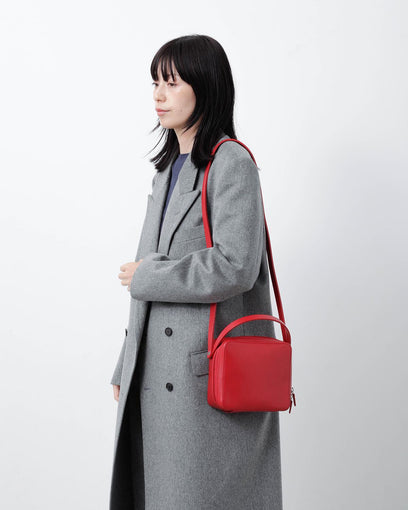 LEATHER SHOULDER BAG MADE BY AETA