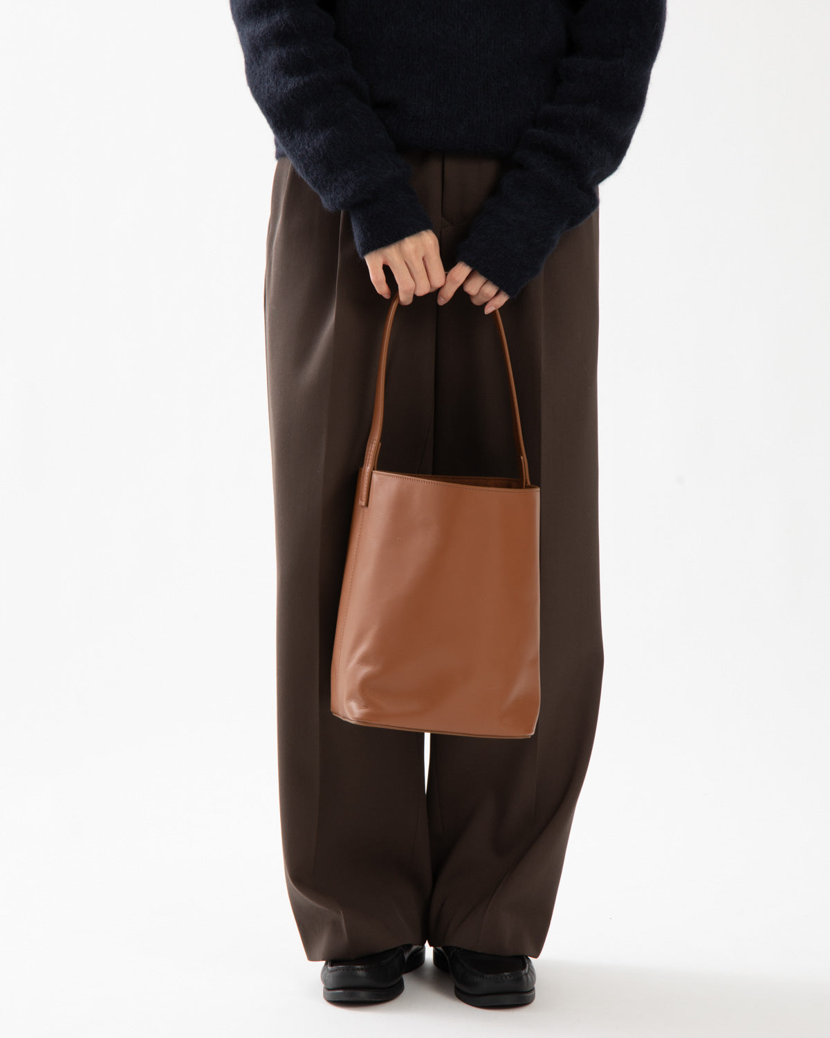 LEATHER SHOULDER BAG - S MADE BY AETA