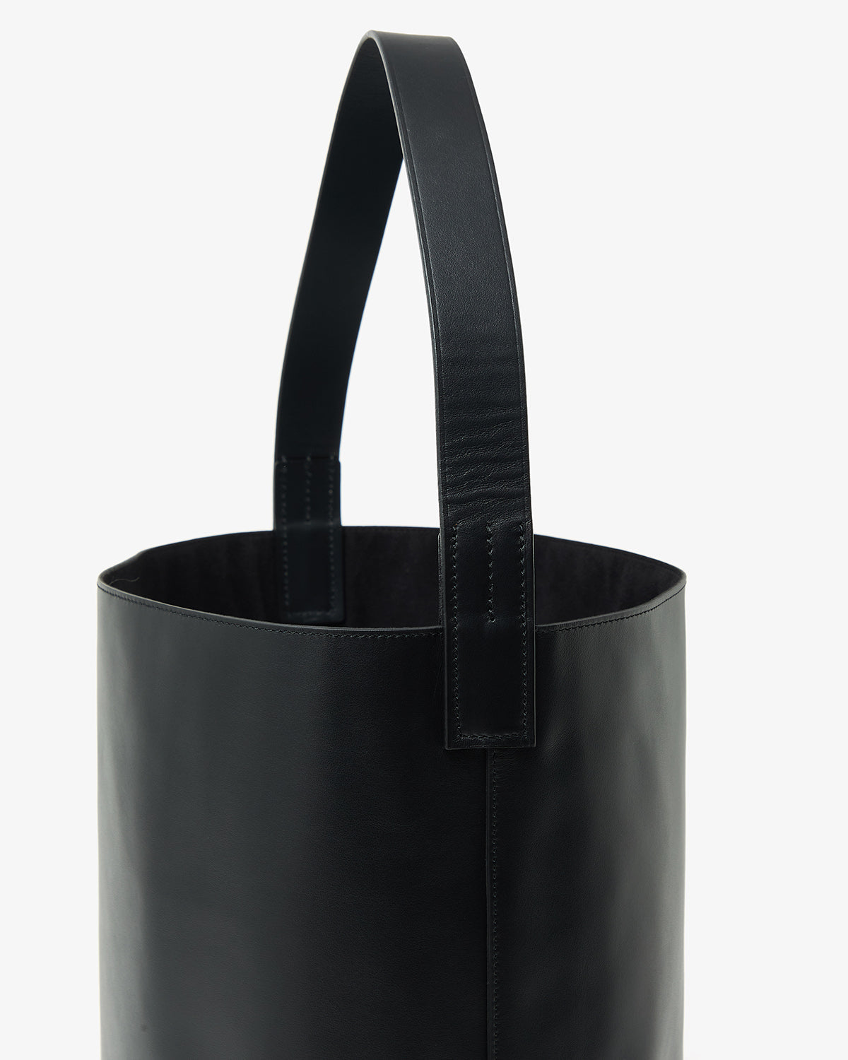 LEATHER SHOULDER BAG - M MADE BY AETA