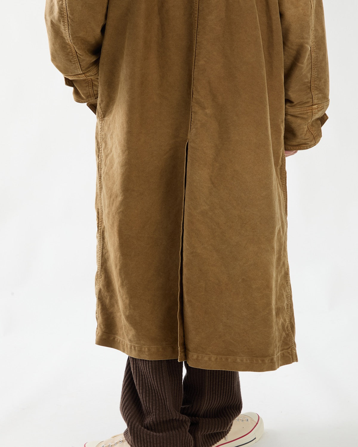 GARMENT-DYED ORGANIC COTTON HEAVY MOLESKIN COAT