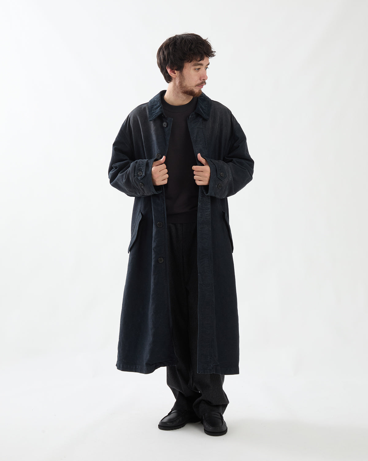 GARMENT-DYED ORGANIC COTTON HEAVY MOLESKIN COAT