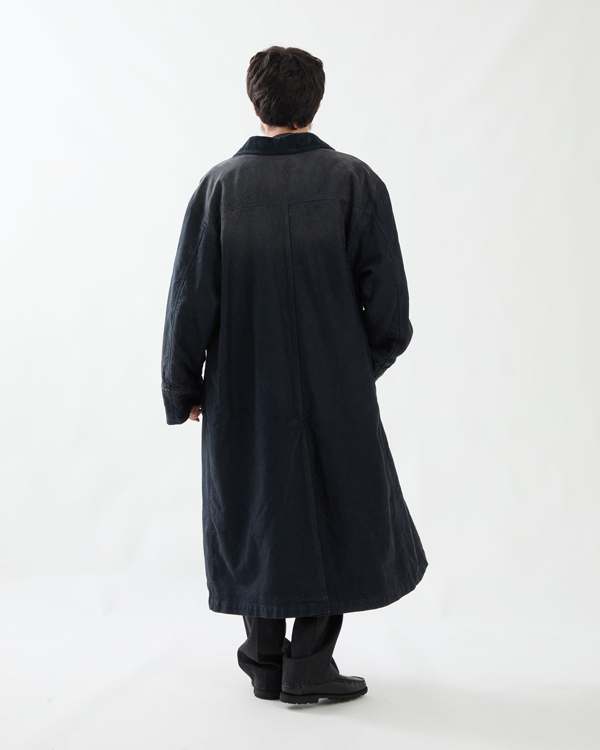 GARMENT-DYED ORGANIC COTTON HEAVY MOLESKIN COAT