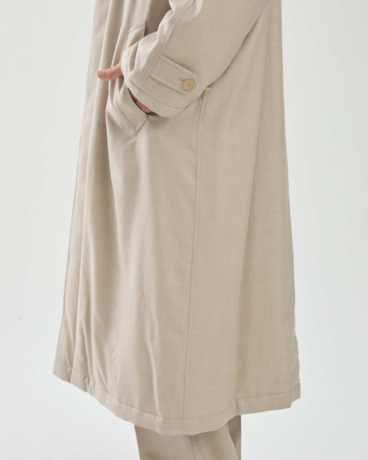 SUPER LIGHT WOOL PADDED COAT