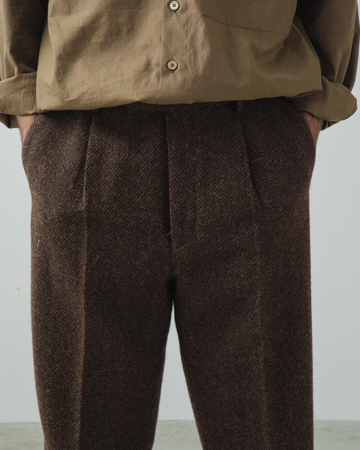 LAMA SHETLAND WOOL TWEED SLACKS