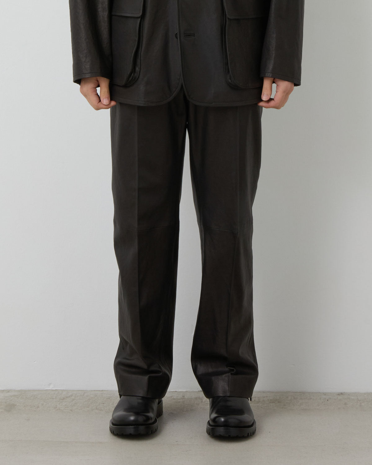 TEXTURED LAMB LEATHER PANTS