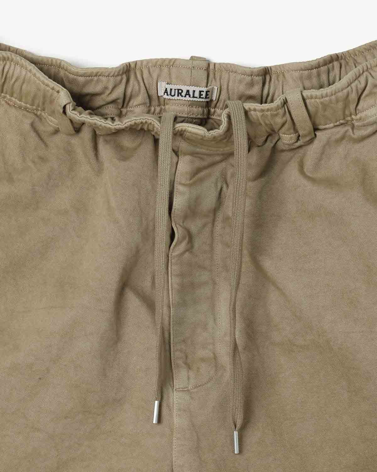 GARMENT-DYED FINX LIGHT CHINO SHORTS