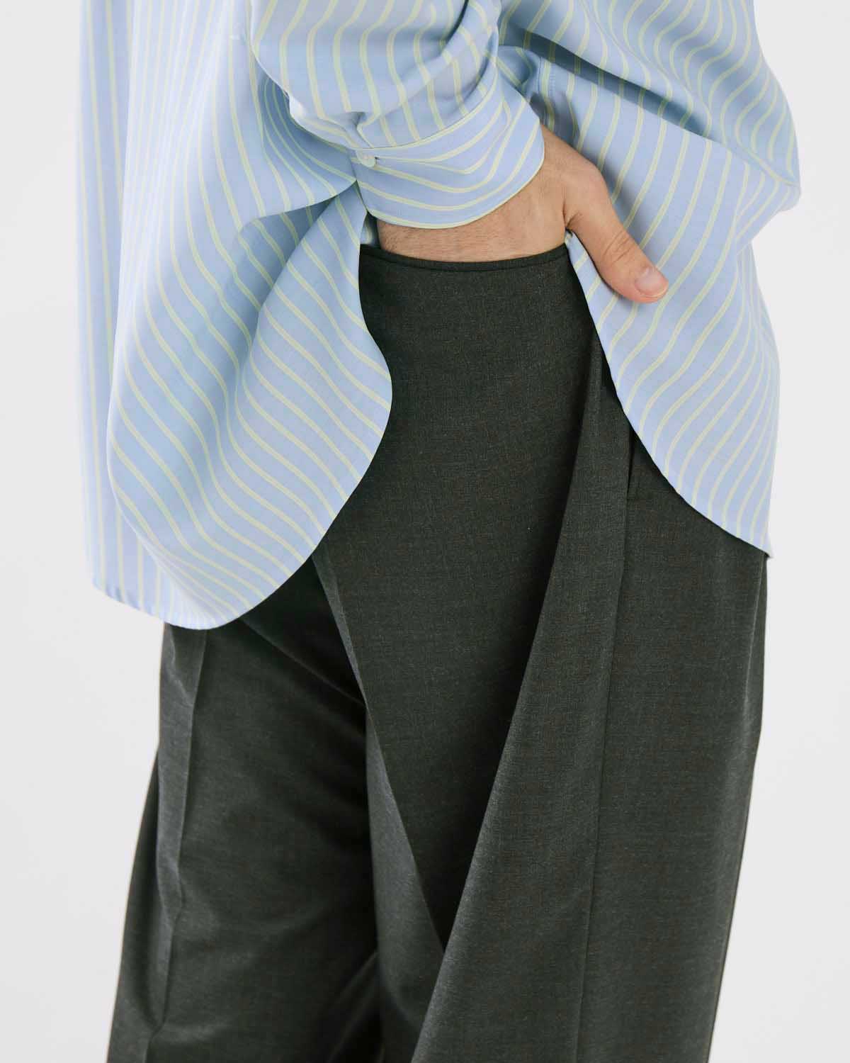 ULTRA FINE TROPICAL WOOL TWO-TUCK SLACKS