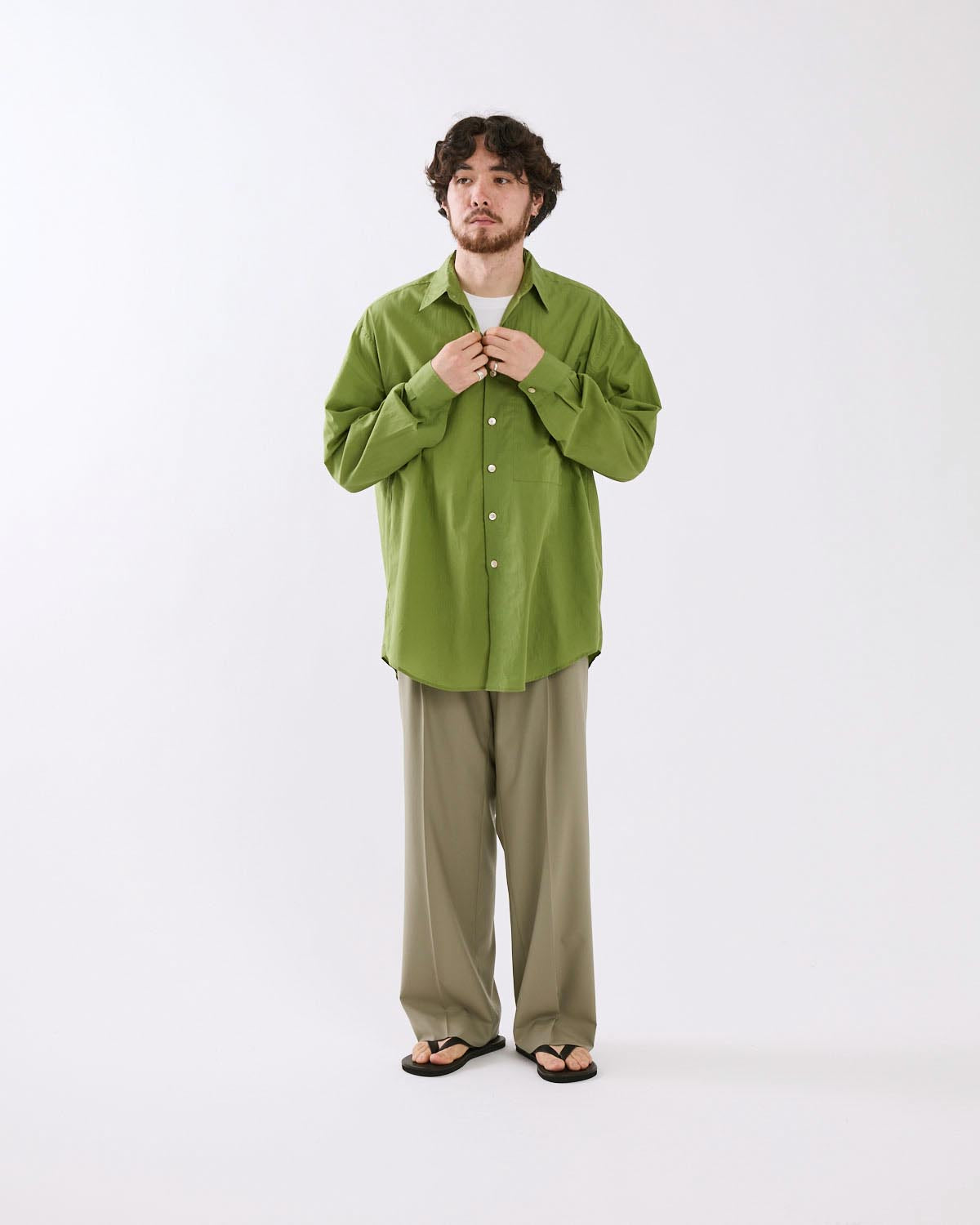 ULTRA FINE TROPICAL WOOL TWO-TUCK SLACKS