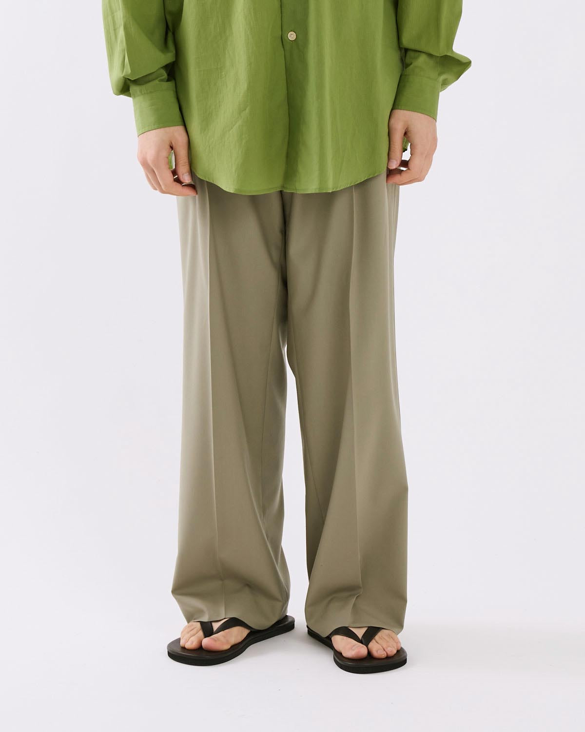ULTRA FINE TROPICAL WOOL TWO-TUCK SLACKS