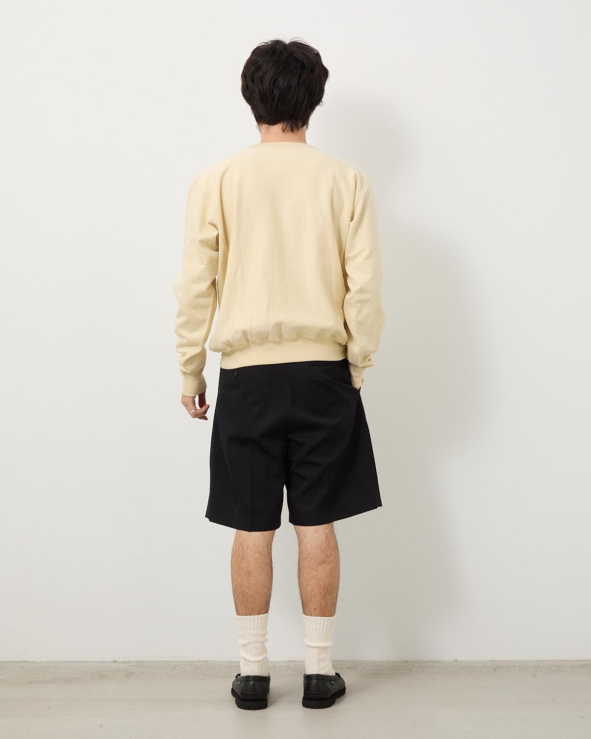 LIGHT WOOL MAX GABARDINE SHORTS