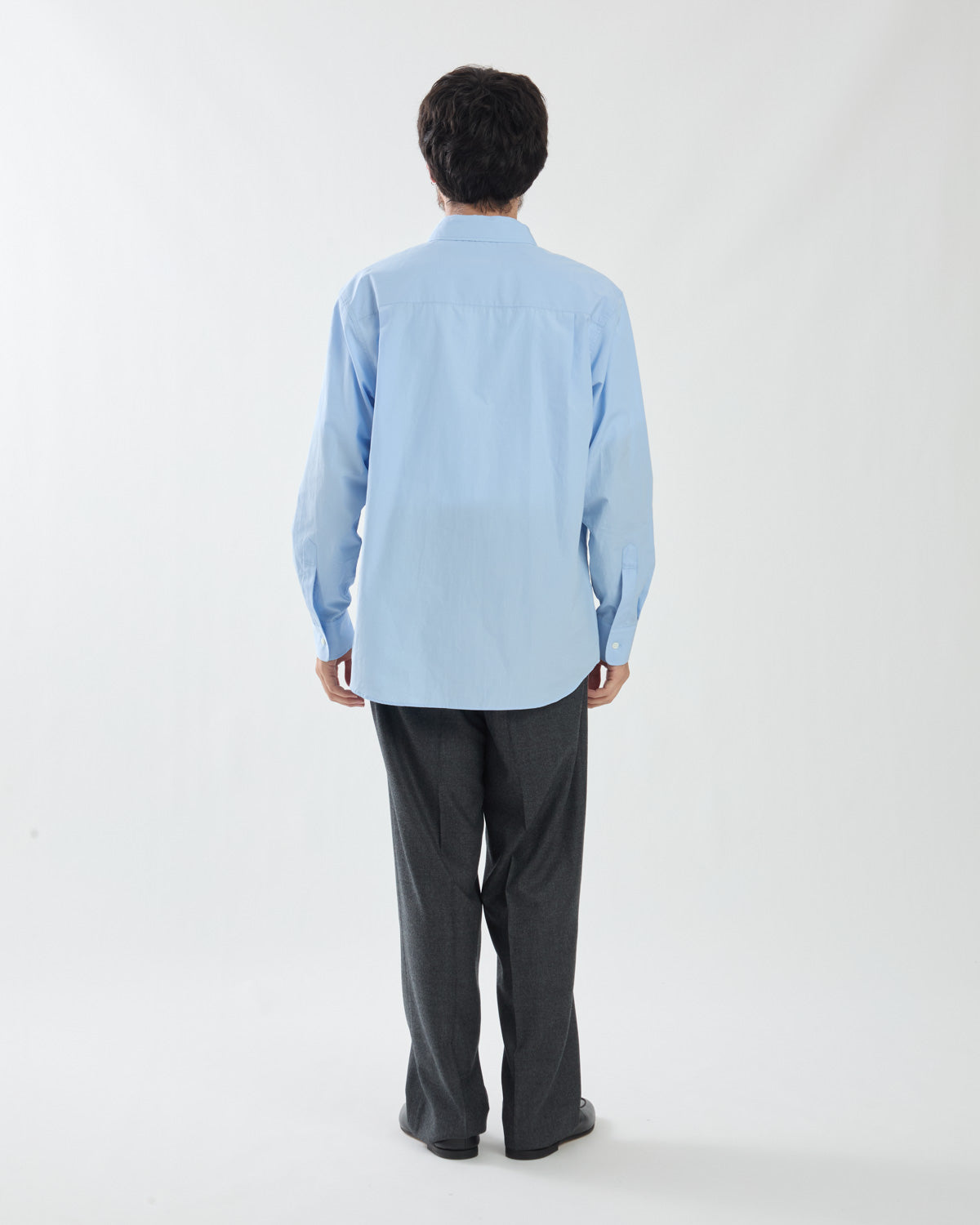 SUPER LIGHT WOOL TWO-TUCK SLACKS