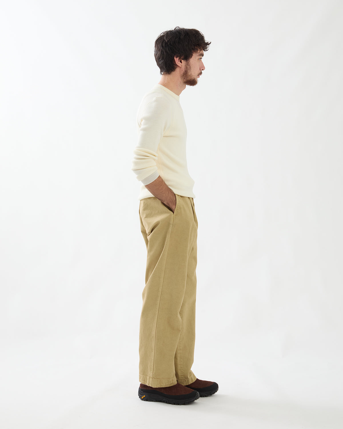 GARMENT-DYED FINX CHINO ONE-TUCK WIDE PANTS