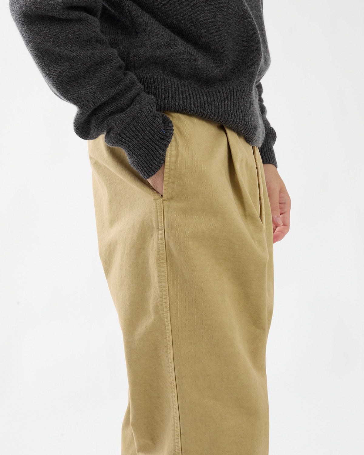 GARMENT-DYED FINX CHINO ONE-TUCK WIDE PANTS