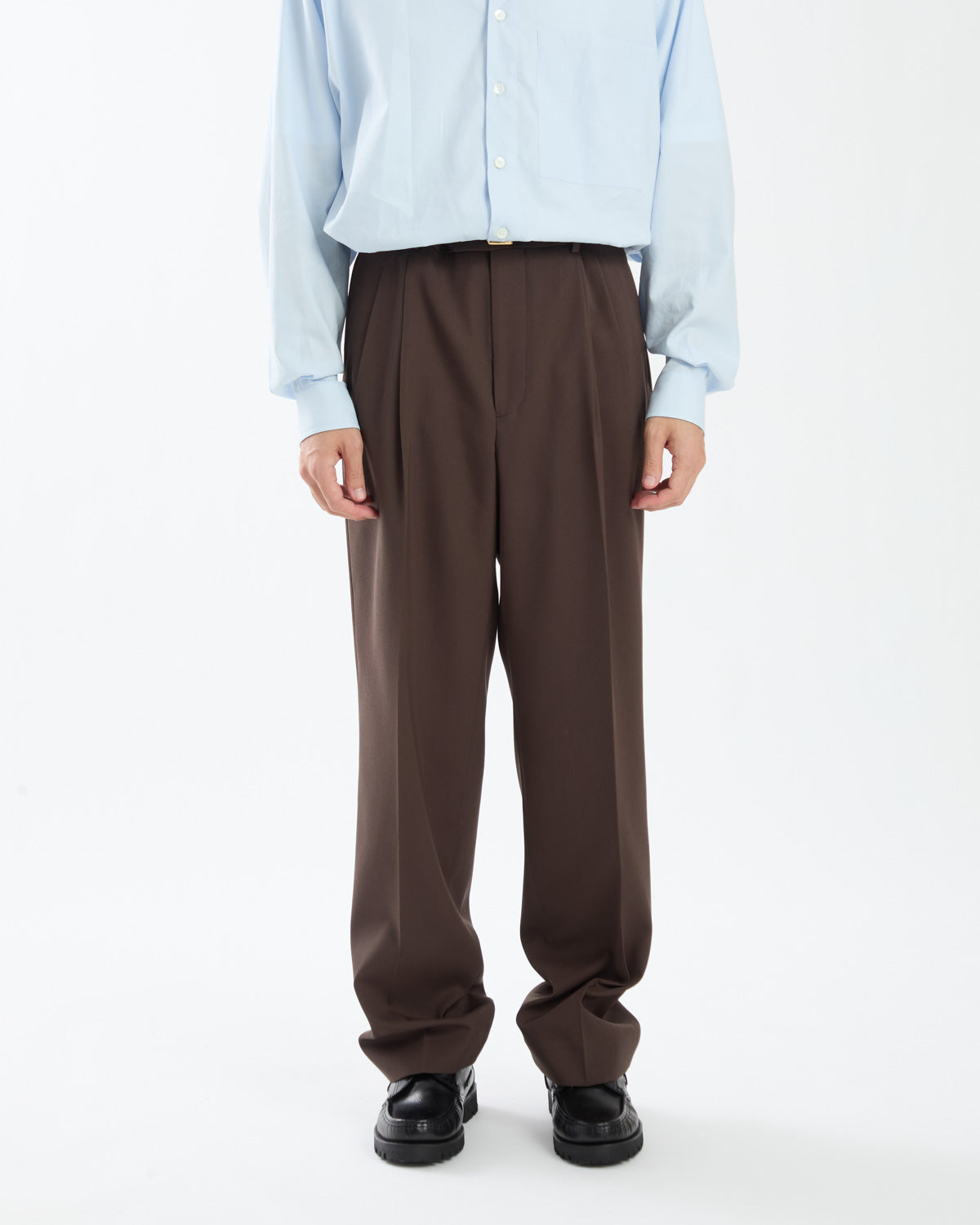 LIGHT WOOL MAX GABARDINE TWO-TUCK SLACKS