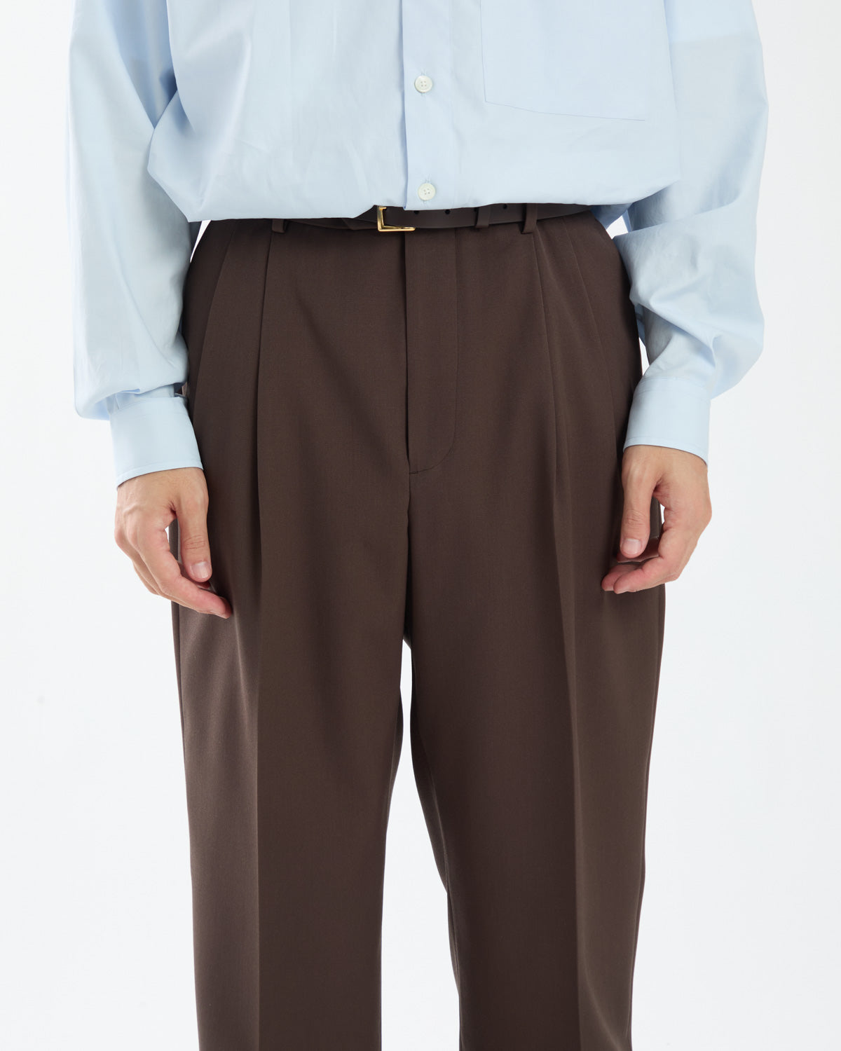 LIGHT WOOL MAX GABARDINE TWO-TUCK SLACKS