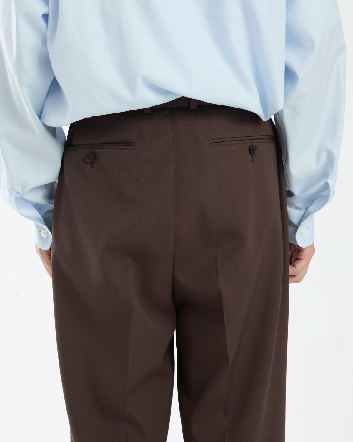 LIGHT WOOL MAX GABARDINE TWO-TUCK SLACKS