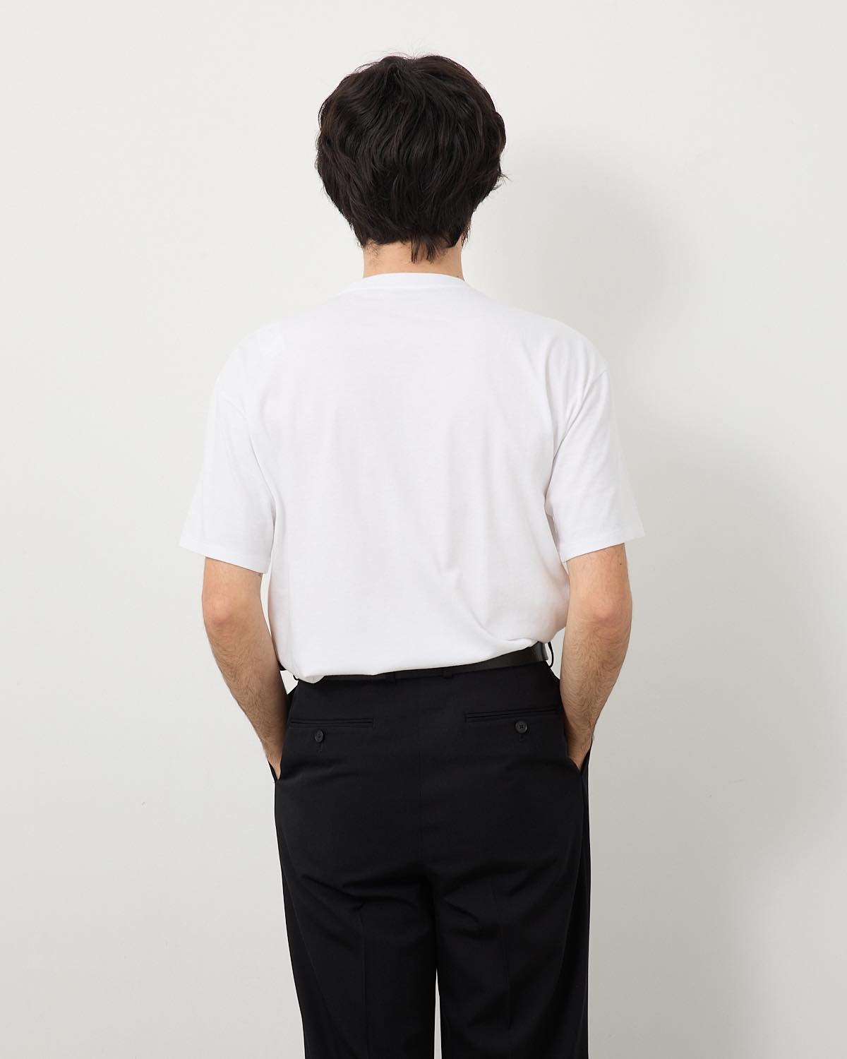 SEAMLESS CREW NECK TEE