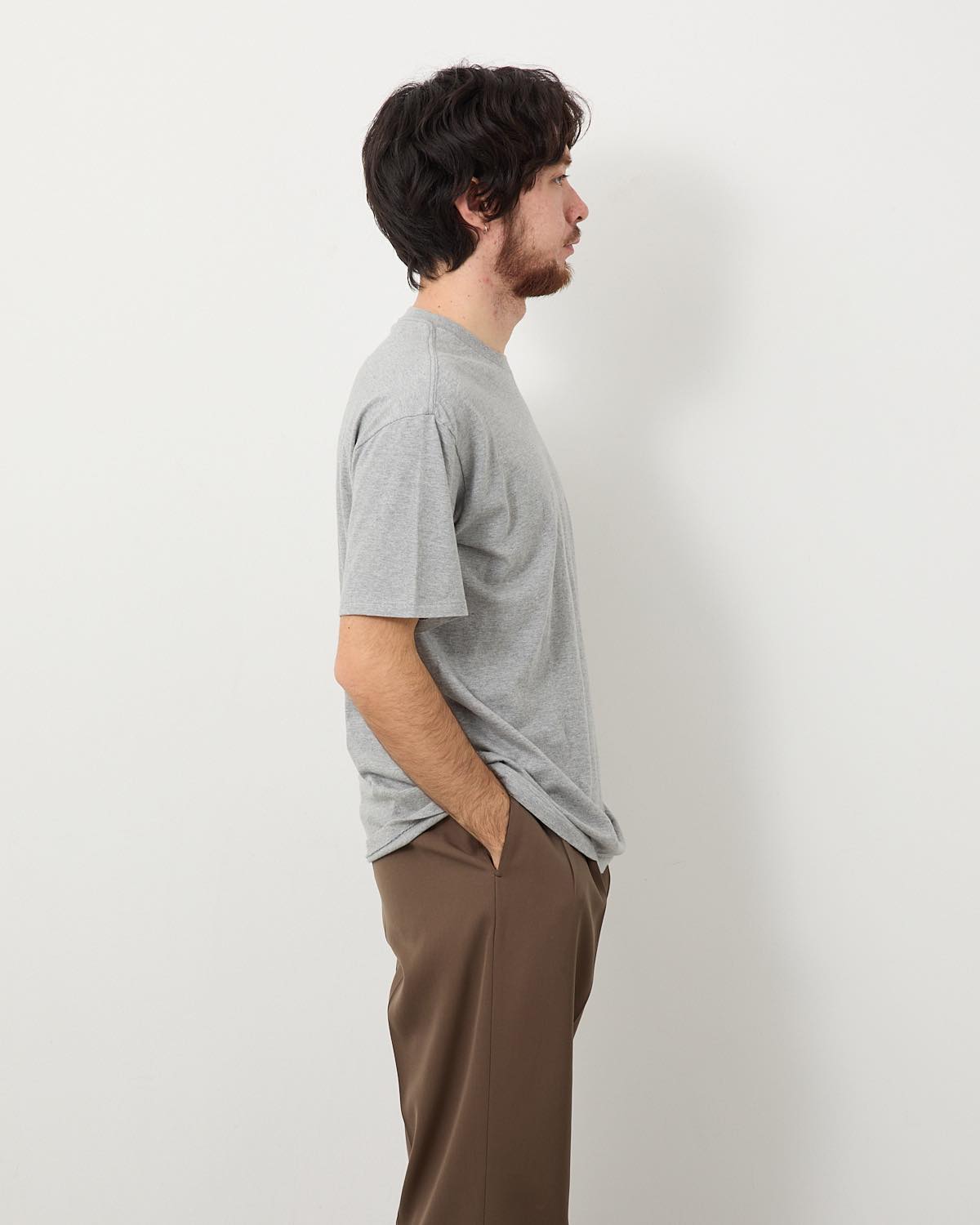 SEAMLESS CREW NECK TEE