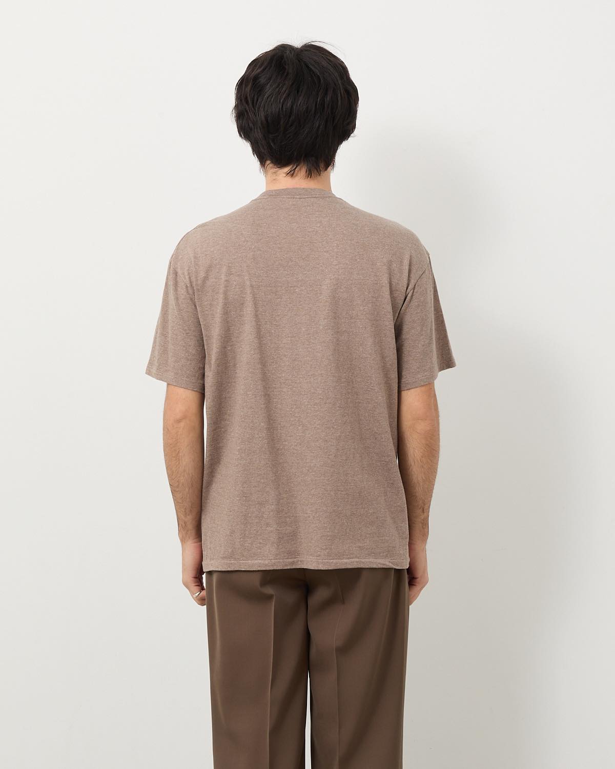 SEAMLESS CREW NECK TEE