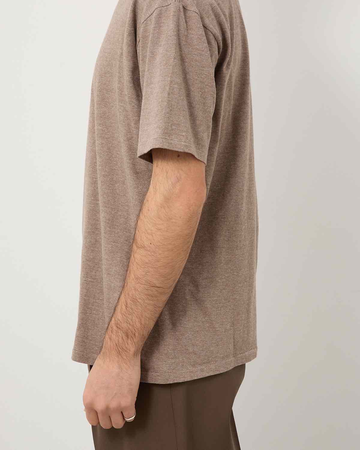 SEAMLESS CREW NECK TEE