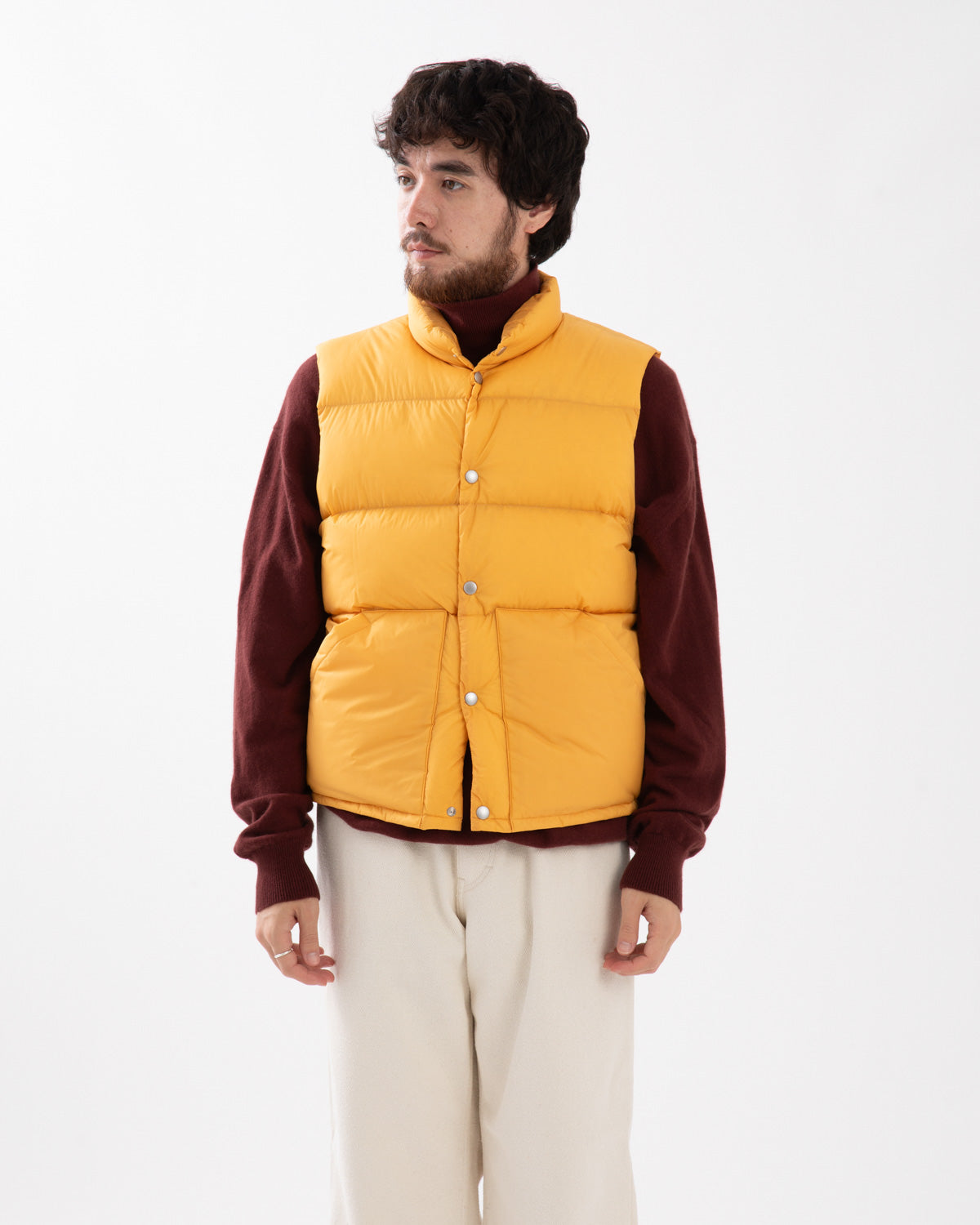 SUPER LIGHT NYLON RIPSTOP DOWN VEST