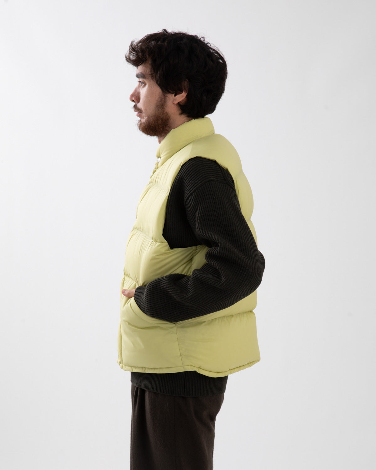 SUPER LIGHT NYLON RIPSTOP DOWN VEST